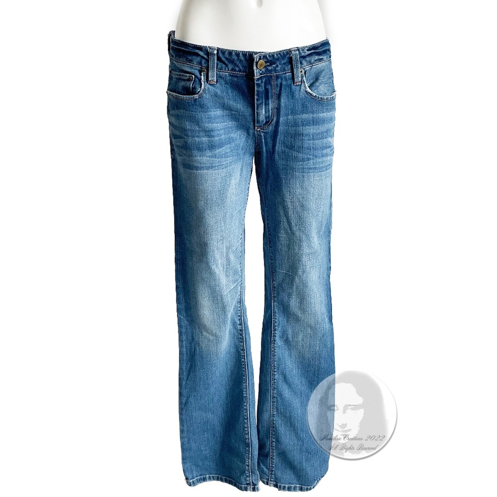 American Eagle Outfitters Jeans True Boot Distressed Size 6 Long